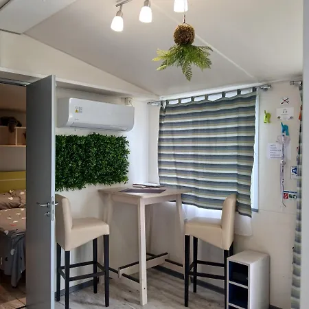 Kék-fehér Mobilház Apartamento *