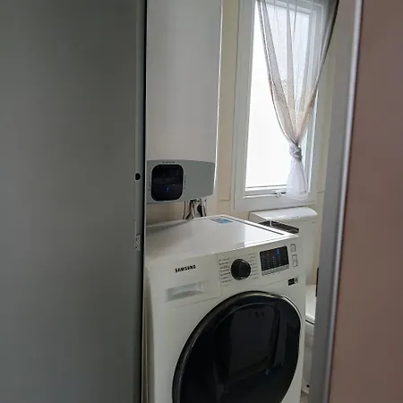 Apartamento Kék-fehér Mobilház *