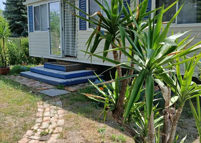 Kek-feher Mobilhaz 아파트 Zsombo