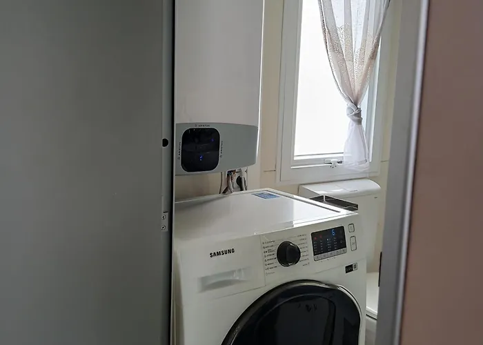 Daire Kek-feher Mobilhaz *