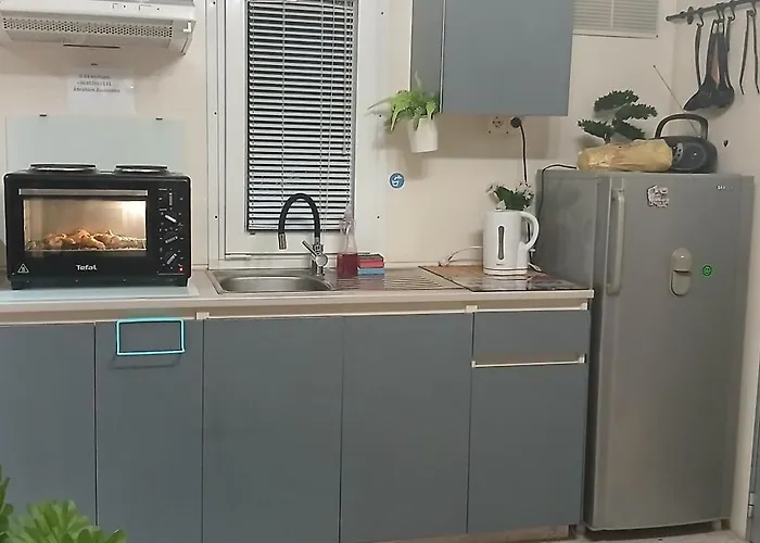 Kek-feher Mobilhaz